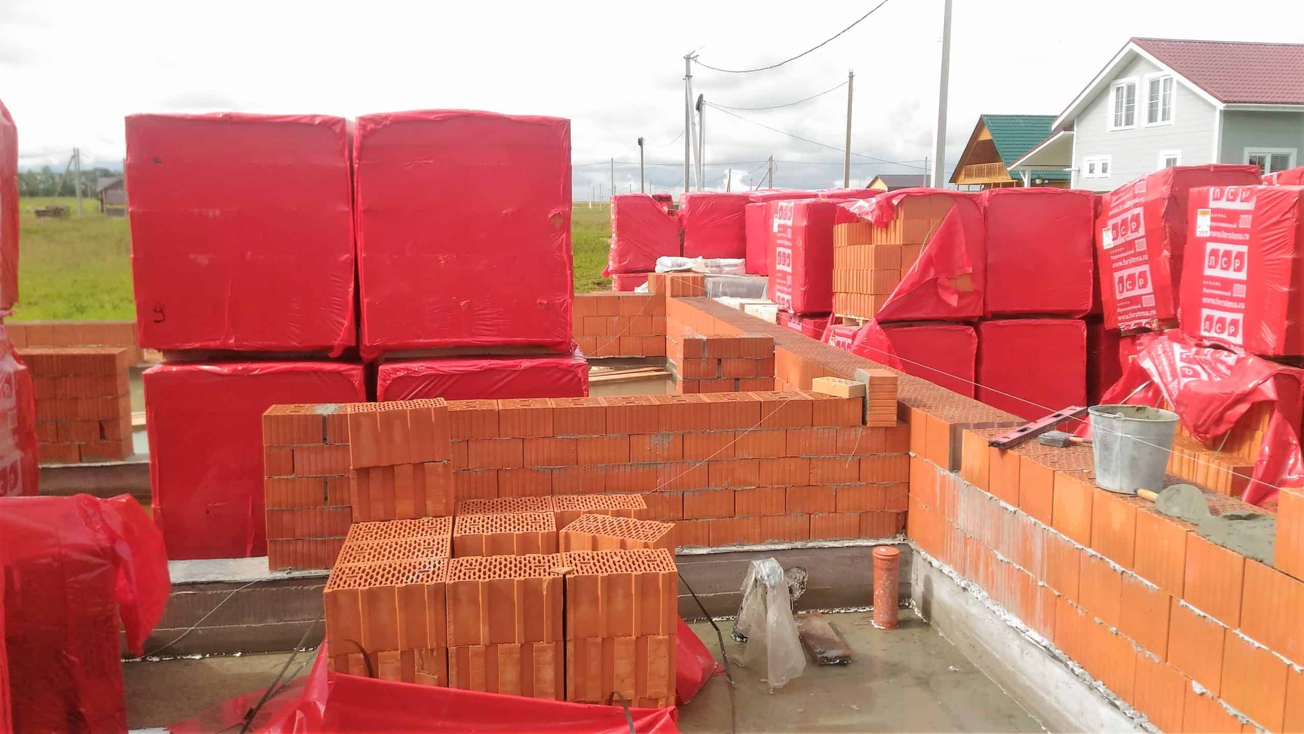 Строительство дома из керамических блоков в КП «Подсолнухи»